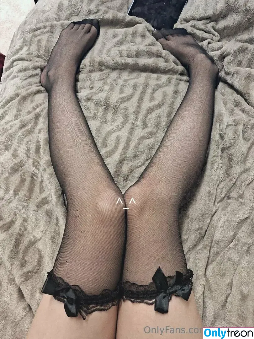 yulipurrr nude photo #0048 (yulipurr)
