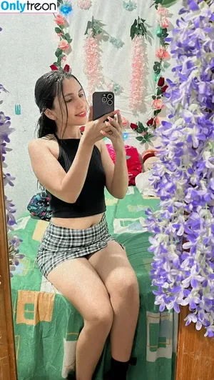 Yumeiri Salinas / miris_salinas nude photo #0008