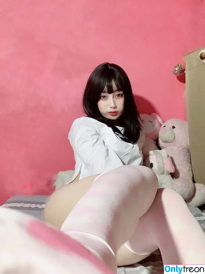 yumimilk69 nude photo #0042 (xx.yumiii / yumii.aika / yuumi69)