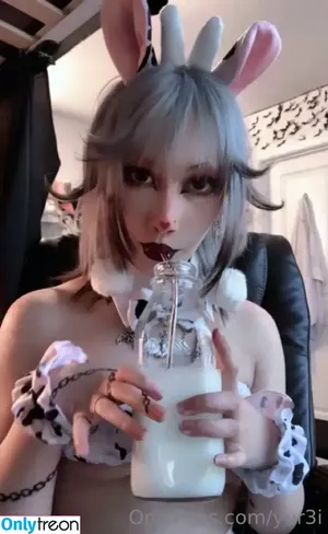  nude photo #0007