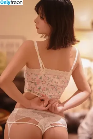 Yuuhuia / aisakanyoko_ nude photo #0247