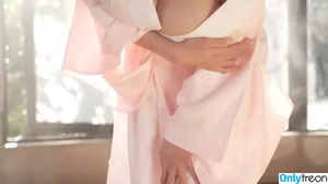 Yuuka Sawachi / yuukasawachi / 沢地優佳 nude photo #3984