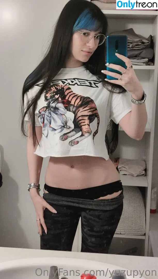 yuzupyon nude photo #0105 (yuzu.pyon)