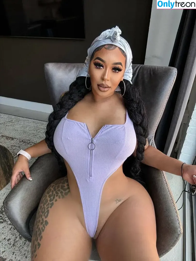 yvonne_bar nude photo #0445 (yvonne_bar_)