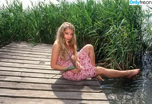 Yvonne Catterfeld / yvonne_catterfeld_offiziell nude photo #0002