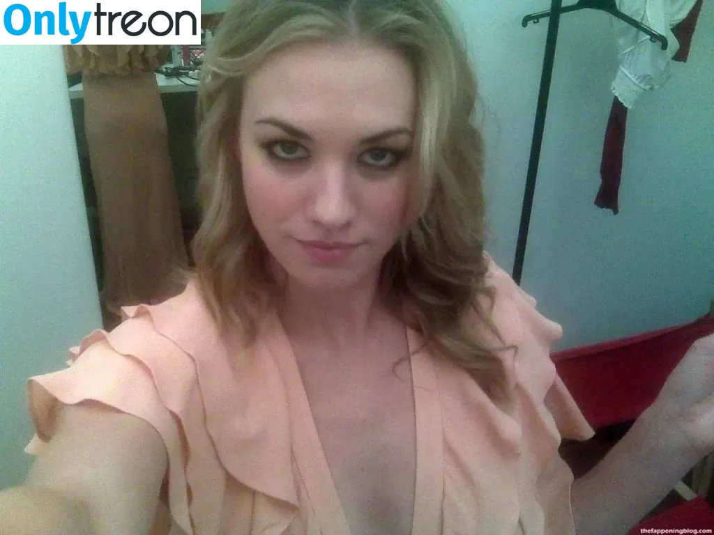 Yvonne Strahovski nude photo #0002 (y_strahovski / yvonnestrahovski)