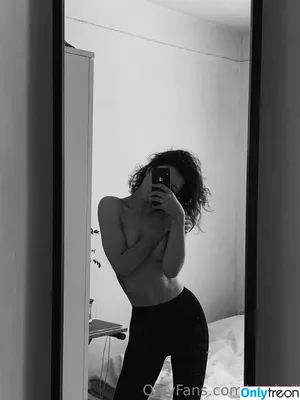  nude photo #0010