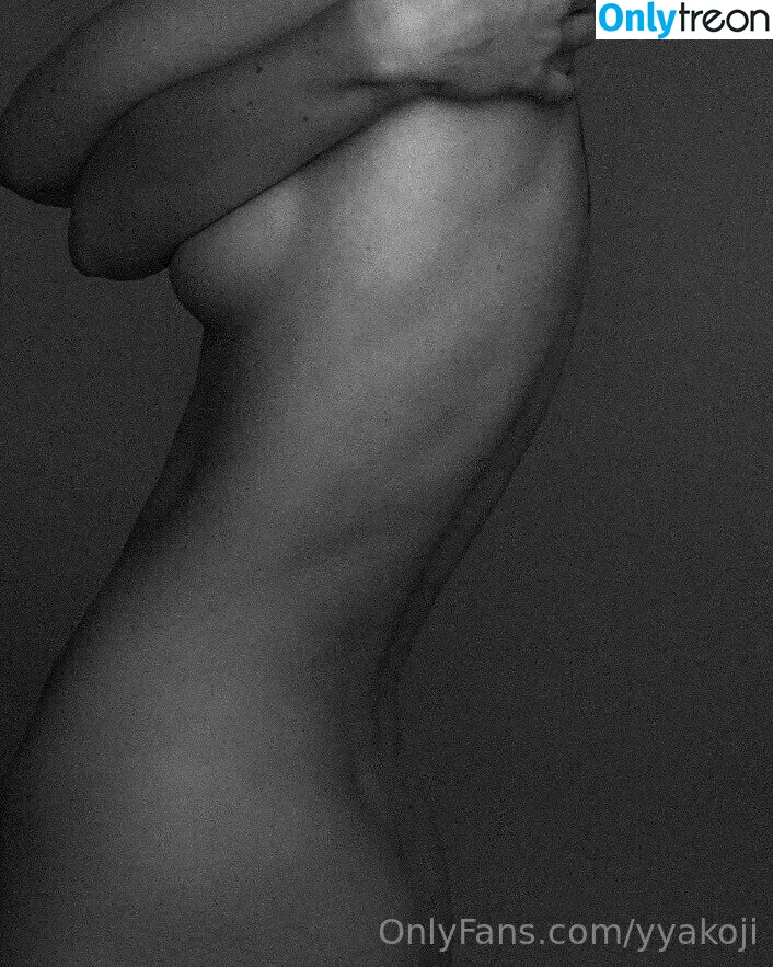 yyakoji nude photo #0013 (yyakoji)