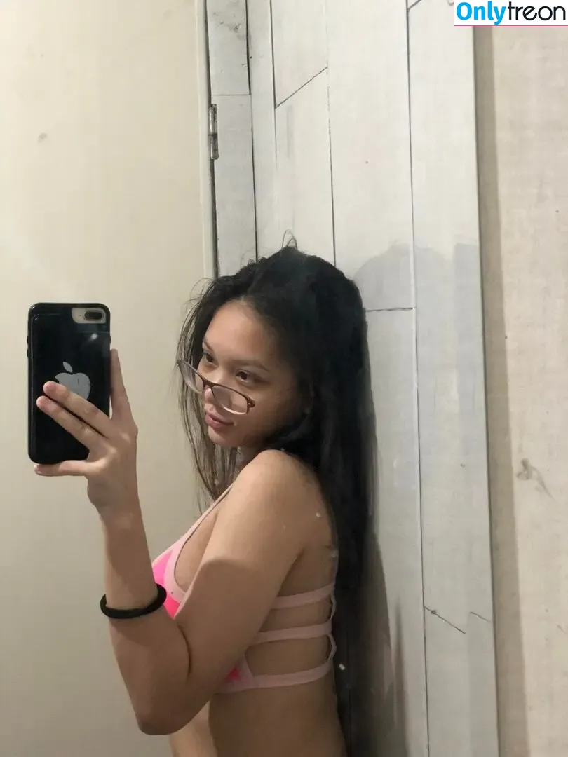 Zaiah Cazar nude photo #0022 (frstbite_iah / yukia_akuma / yukiaakuma / zaezacarias)