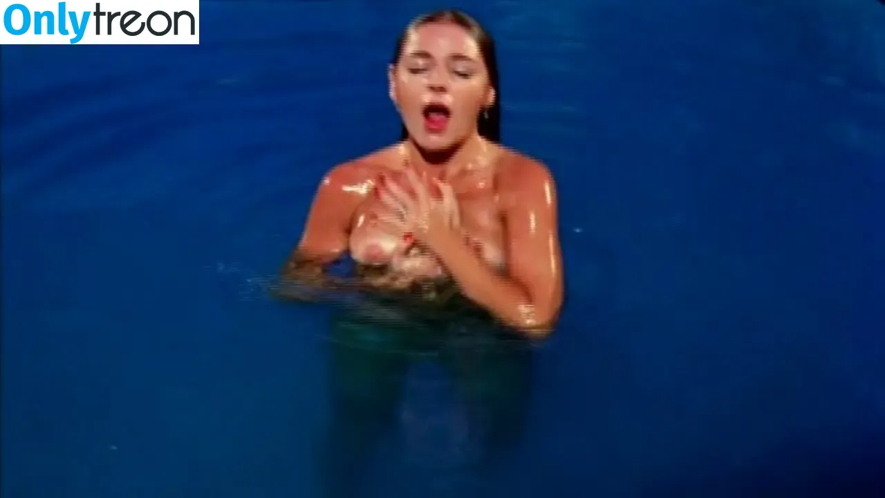 Zambelli nude photo #0022 (Zambelli)
