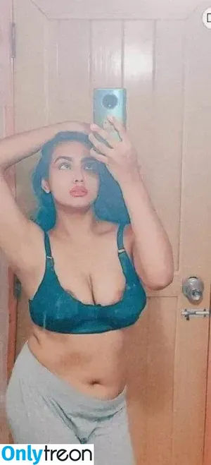 zamilah_n / Umme Zamilatun Naima nude photo #0031