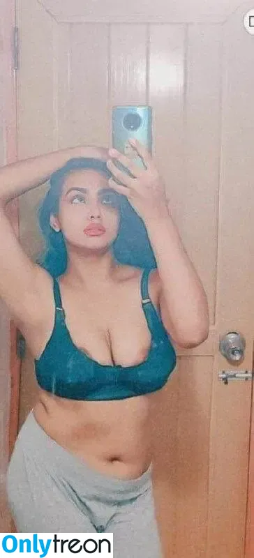 zamilah_n nude photo #0031 (Umme Zamilatun Naima)