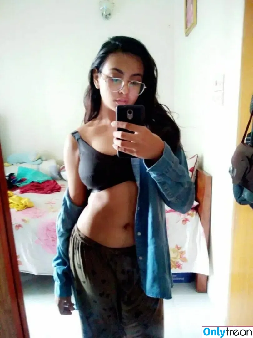 zamilah_n nude photo #0056 (Umme Zamilatun Naima)