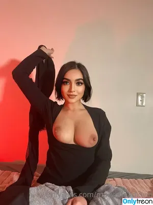 Zara Dar / zara.dar nude photo #0011