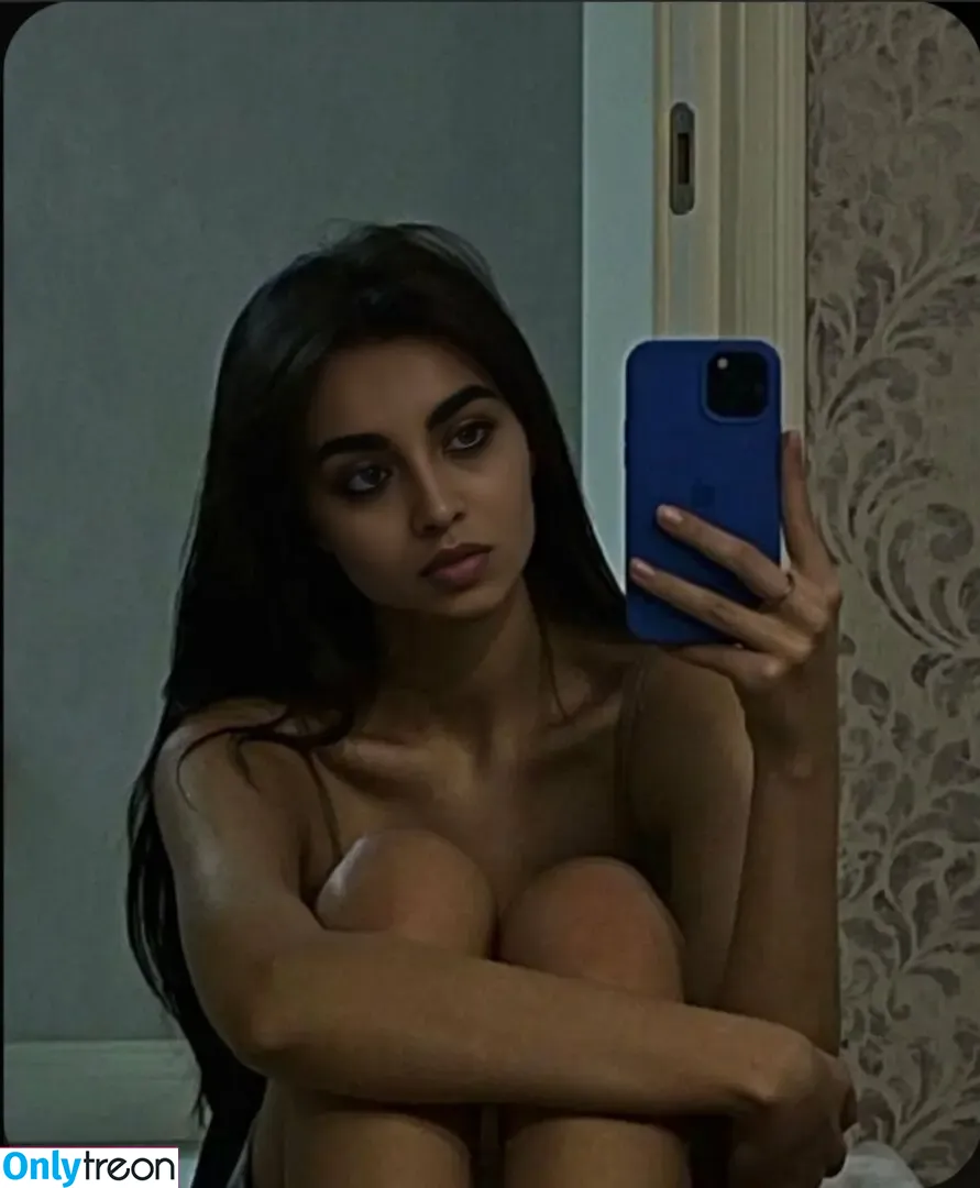 Zara Dar nude photo #0016 (zara.dar)