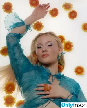 Zara Larsson / zaralarsson nude photo #1645