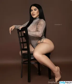 Zaragoxx nude photo #0050