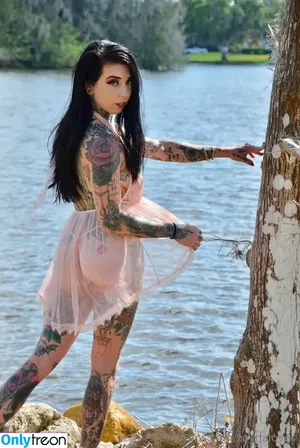 zaynaloves / bobbies_diary nude photo #0008