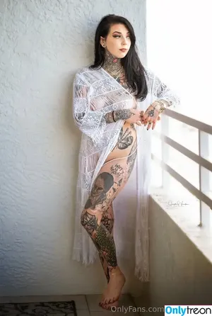 zaynaloves / bobbies_diary nude photo #0020