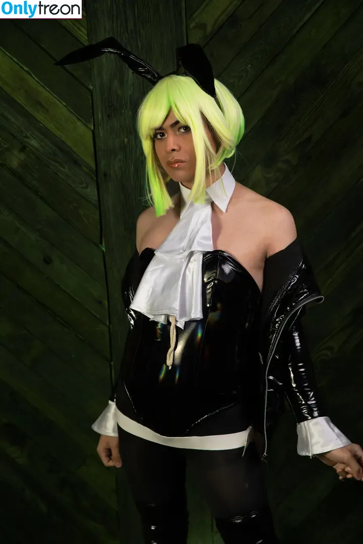 zekamashiuwu nude photo #0002 (latexandlaceboi)