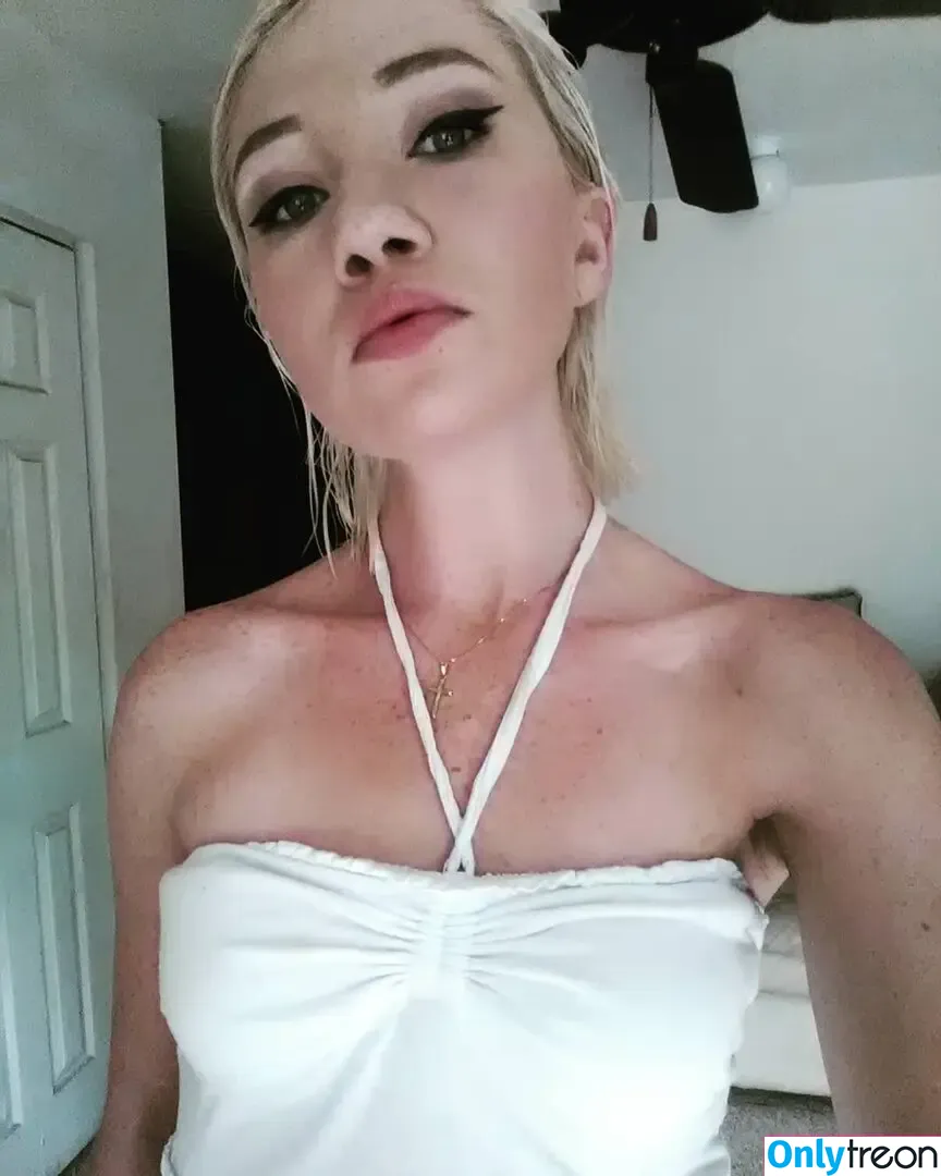 Zelda Morrison nude photo #0005 (zelda_morrison_star)