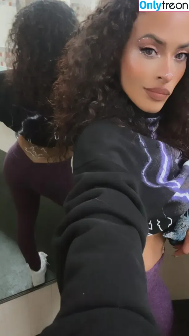 Zelina Vega nude photo #1233 ( / Thea Trinidad / zelinavegawwe)