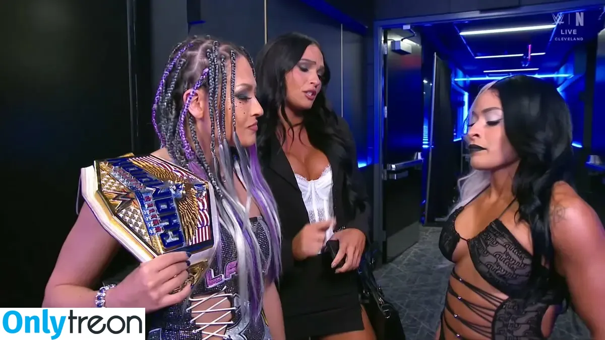 Zelina Vega nude photo #1623 ( / Thea Trinidad / zelinavegawwe)