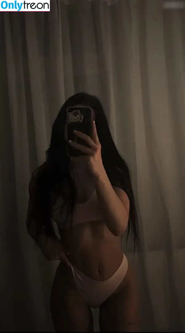 Zelina nude photo #0022 (Zelina)