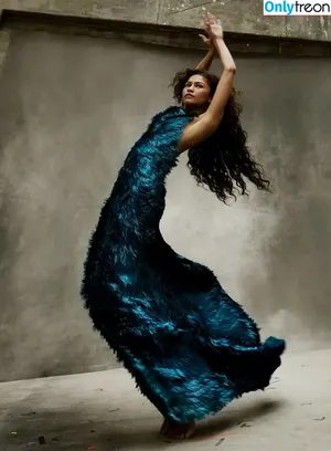 Zendaya nude photo #1773