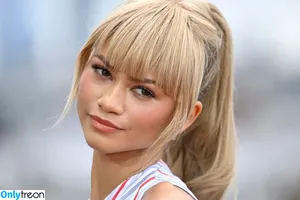Zendaya nude photo #1863