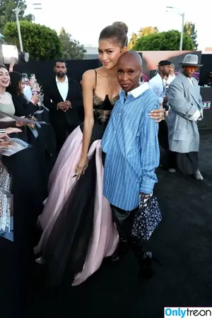 Zendaya nude photo #1988
