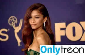 Zendaya nude photo #2515