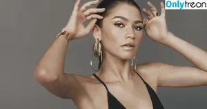 Zendaya nude photo #2597