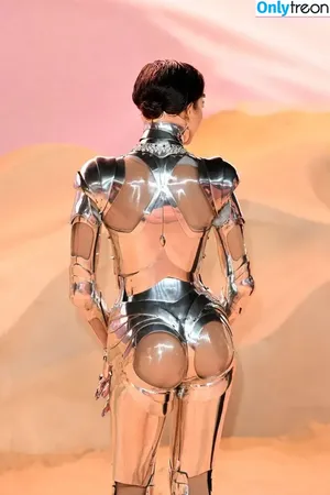 Zendaya nude photo #2790