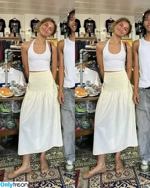 Zendaya nude photo #2932