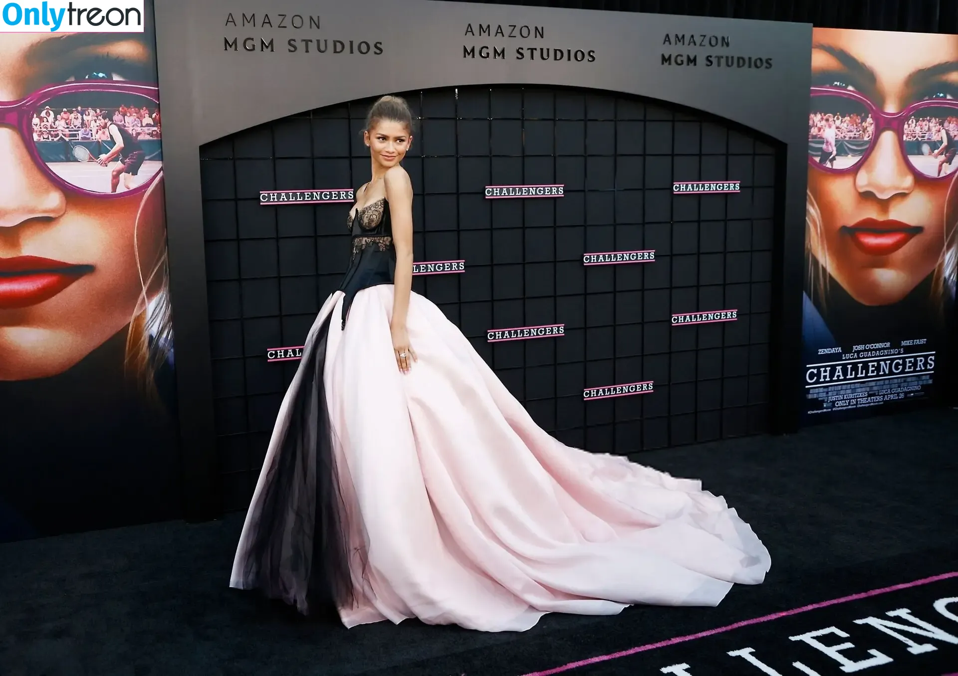 Zendaya nude photo #2013 (Zendaya)