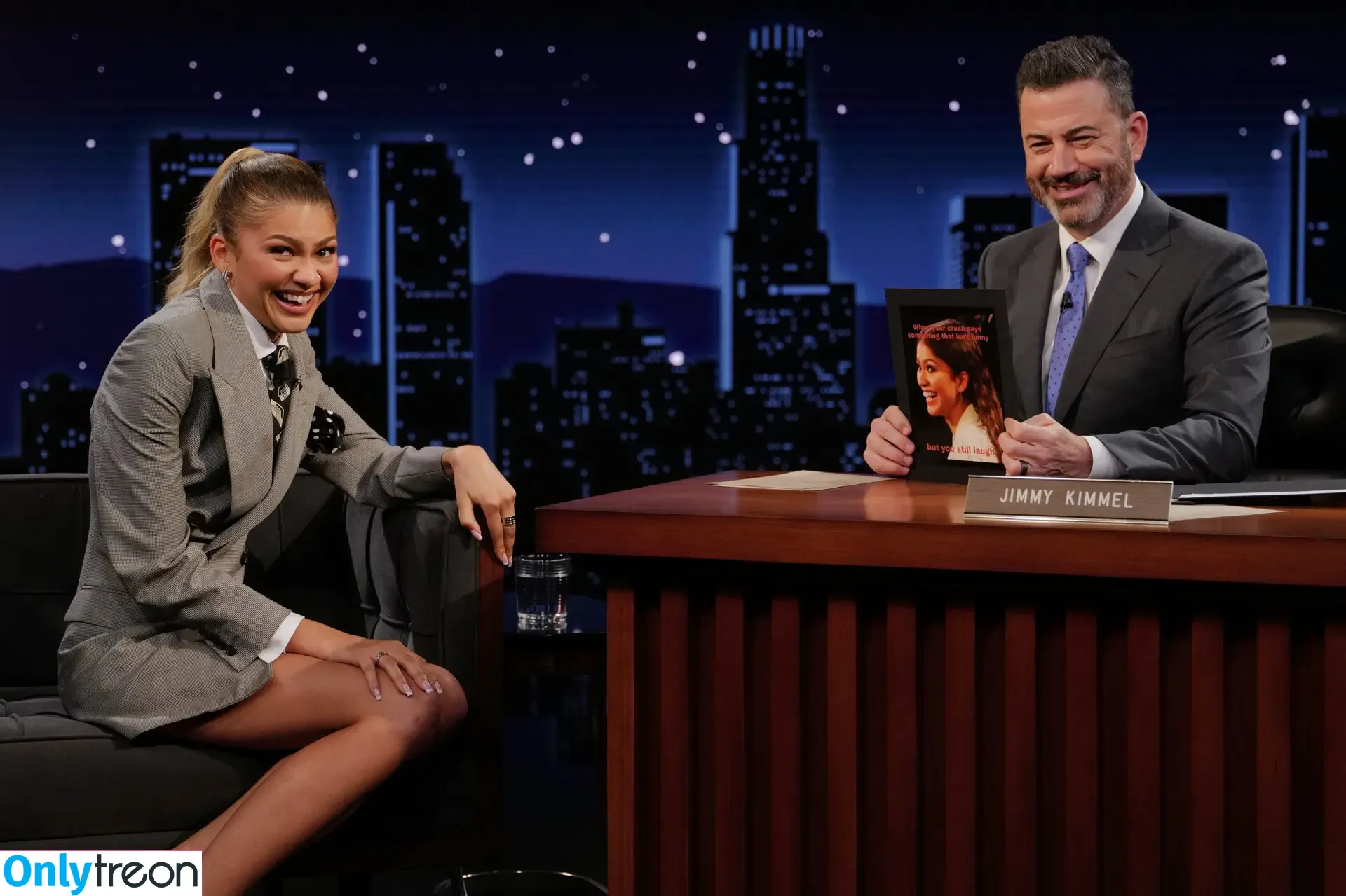 Zendaya nude photo #2035 (Zendaya)