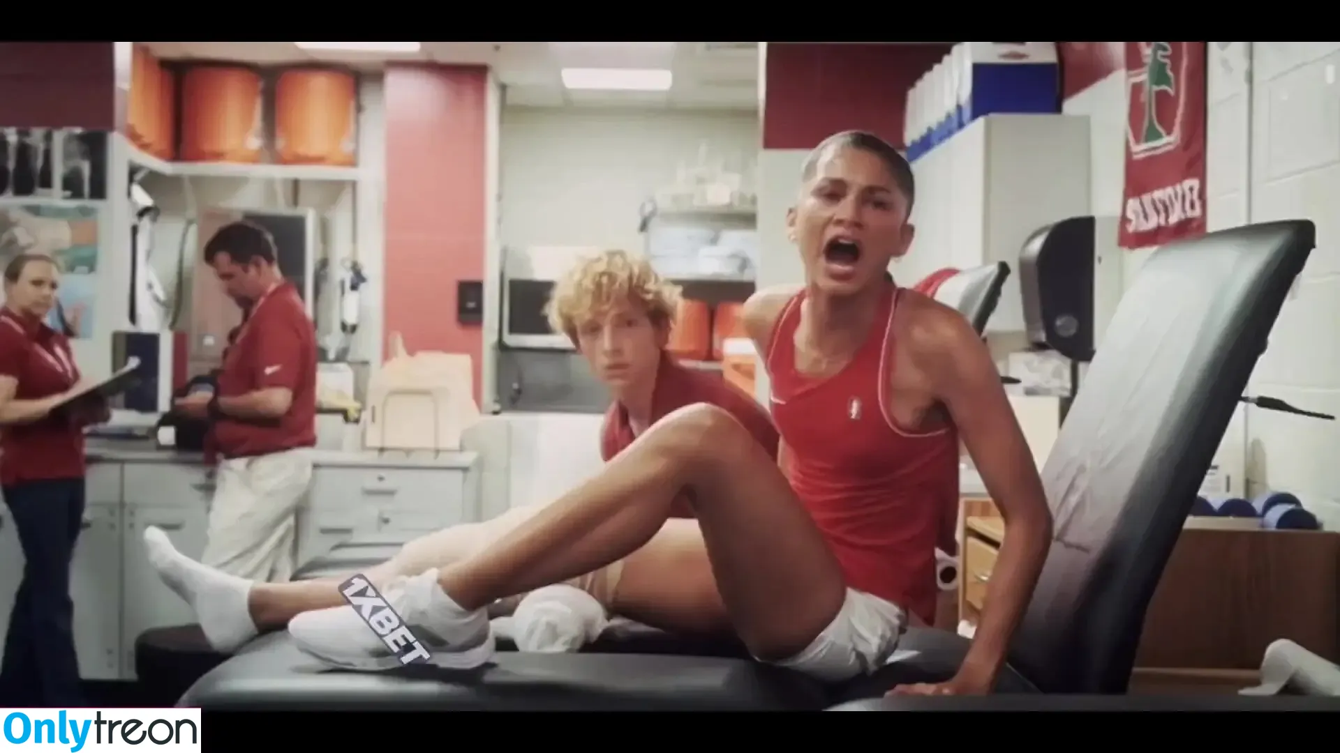 Zendaya nude photo #2235 (Zendaya)