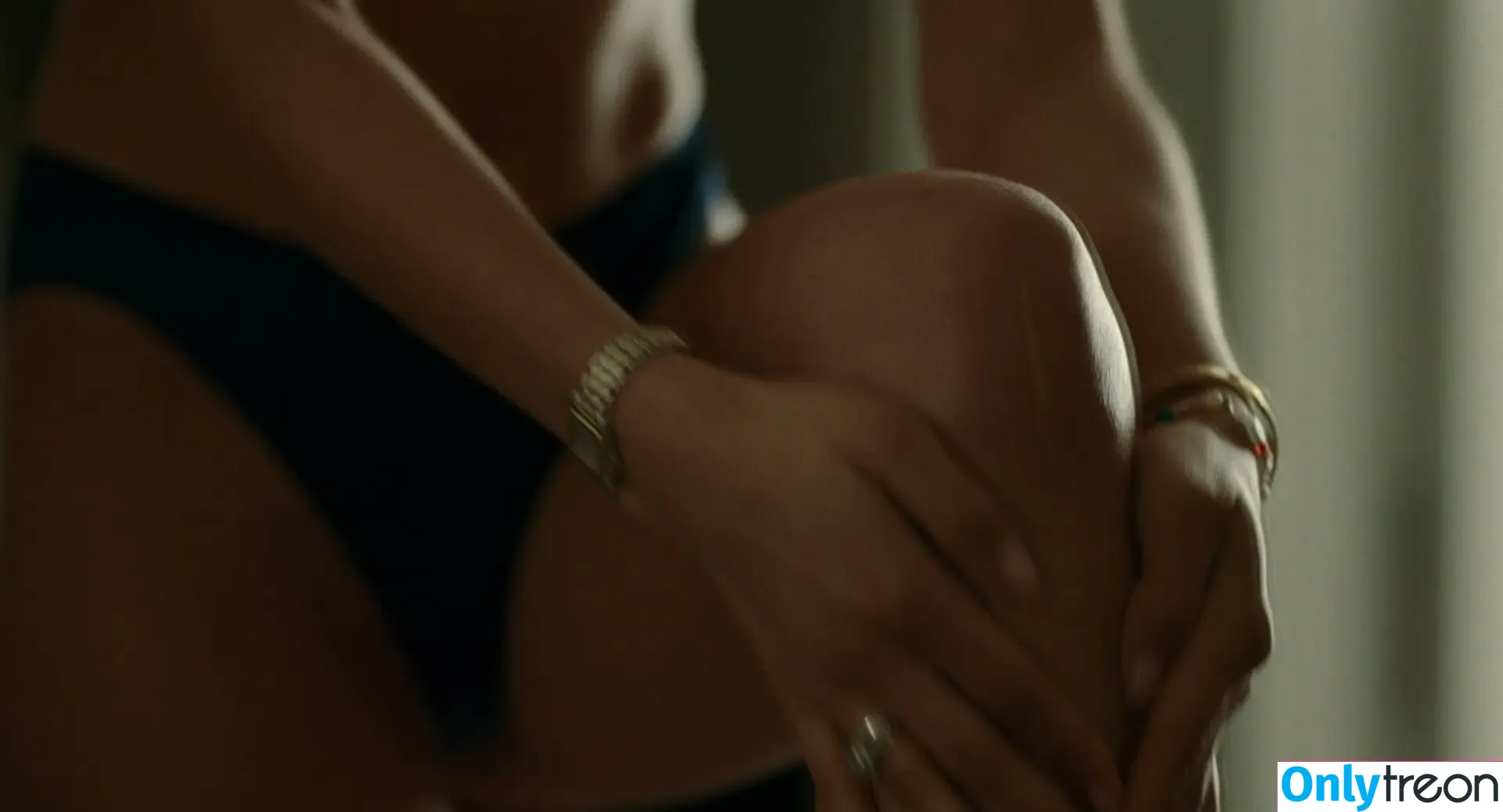Zendaya nude photo #2389 (Zendaya)