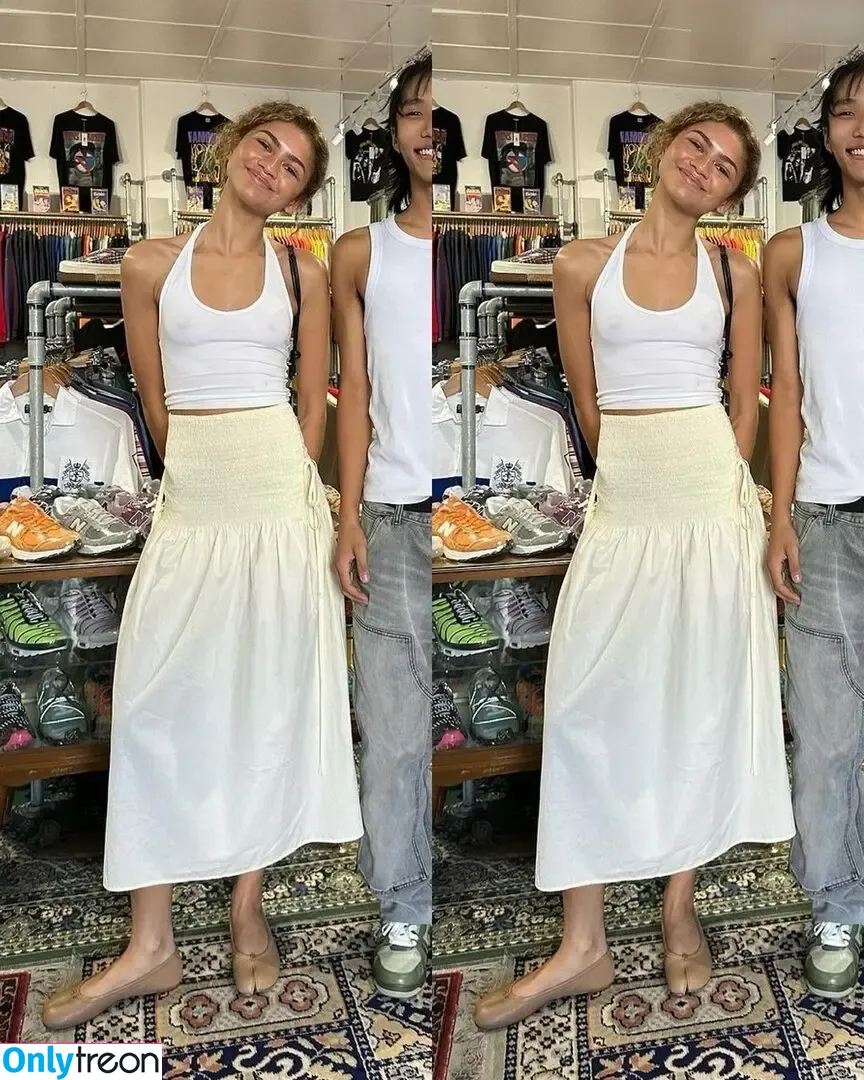 Zendaya nude photo #2932 (Zendaya)