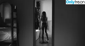 Zendaya nude photo #3018