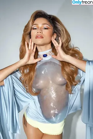 Zendaya nude photo #3199