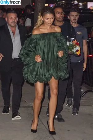 Zendaya nude photo #3297