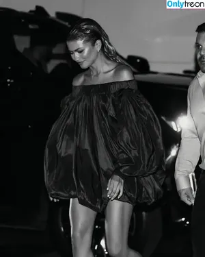 Zendaya nude photo #3394