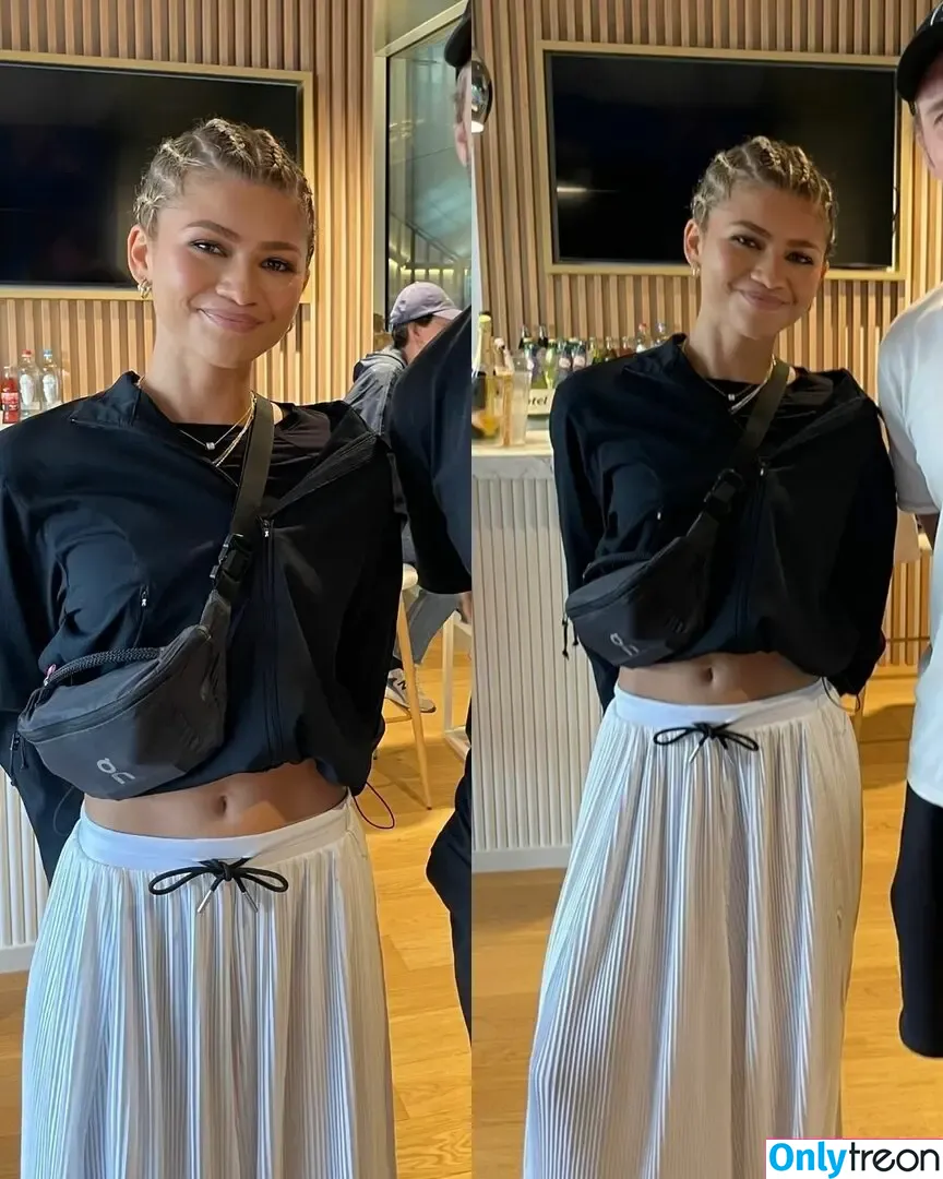 Zendaya nude photo #3165 (Zendaya)