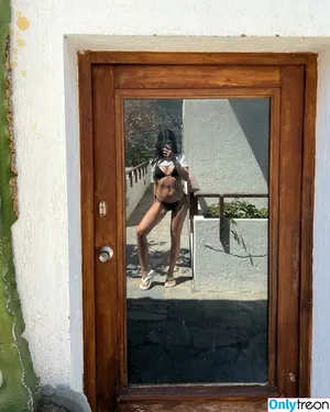 Zeynep Kurubacak / KurubacakZeynep / zeynepkurubacak nude photo #0039