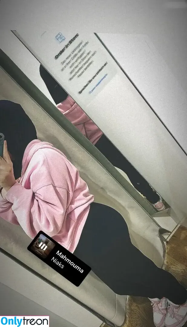 Zeynohijabi nude photo #0005 (Zeynohijabi)