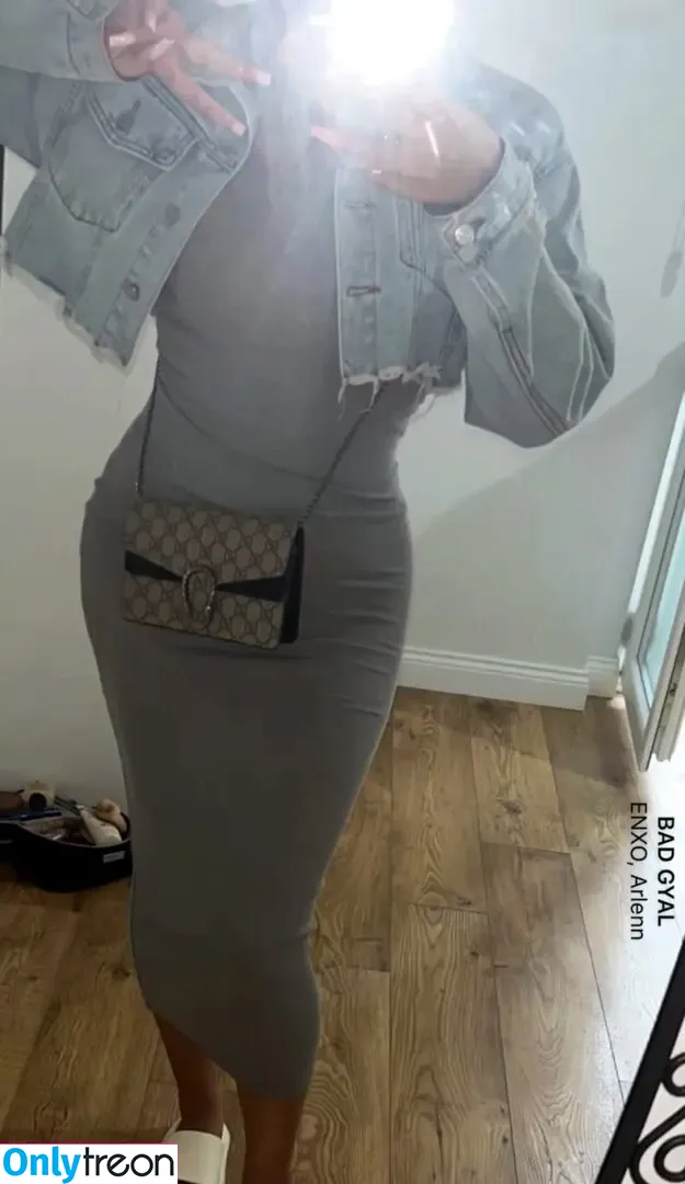 Zeynohijabi nude photo #0010 (Zeynohijabi)