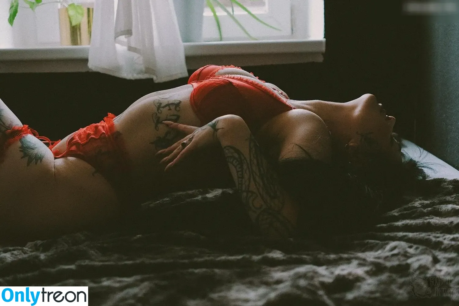 ziya.mrnwsk nude photo #0093 (m0rticia.666 / m0rticiahatake)