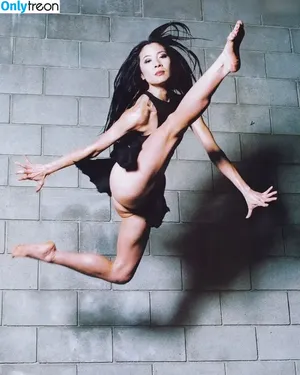 Ziyi Zhang / zhangziyi_official nude photo #0004